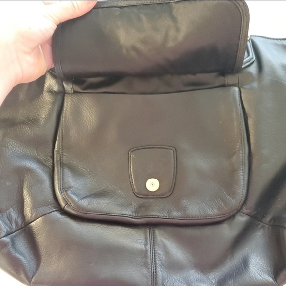 Coach purse - Picture 2 of 8